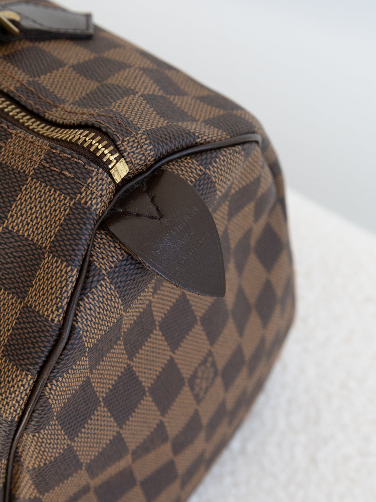 LOUIS VUITTON Speedy 30