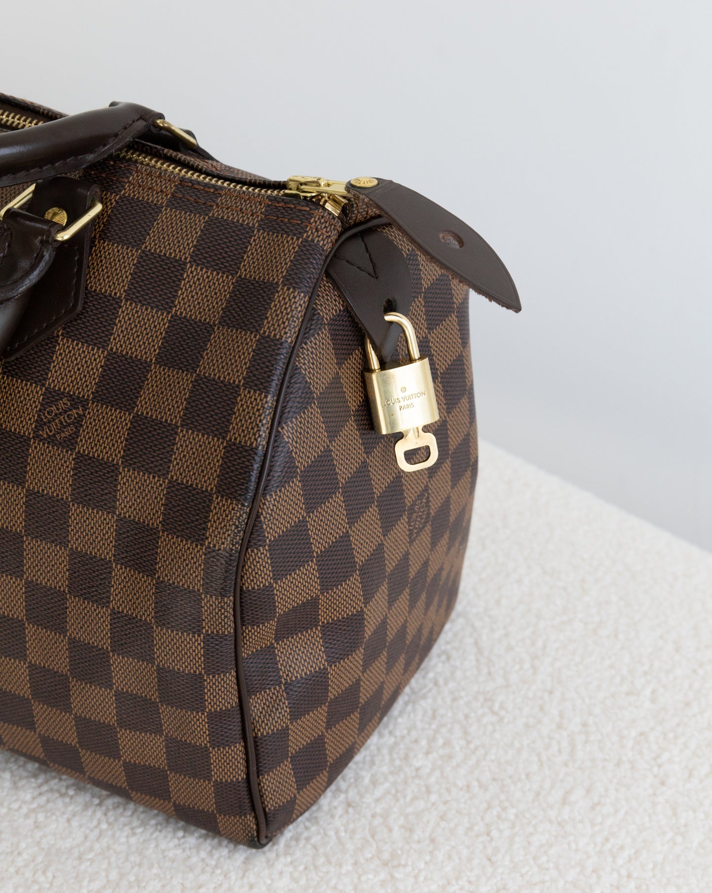 LOUIS VUITTON Speedy 30