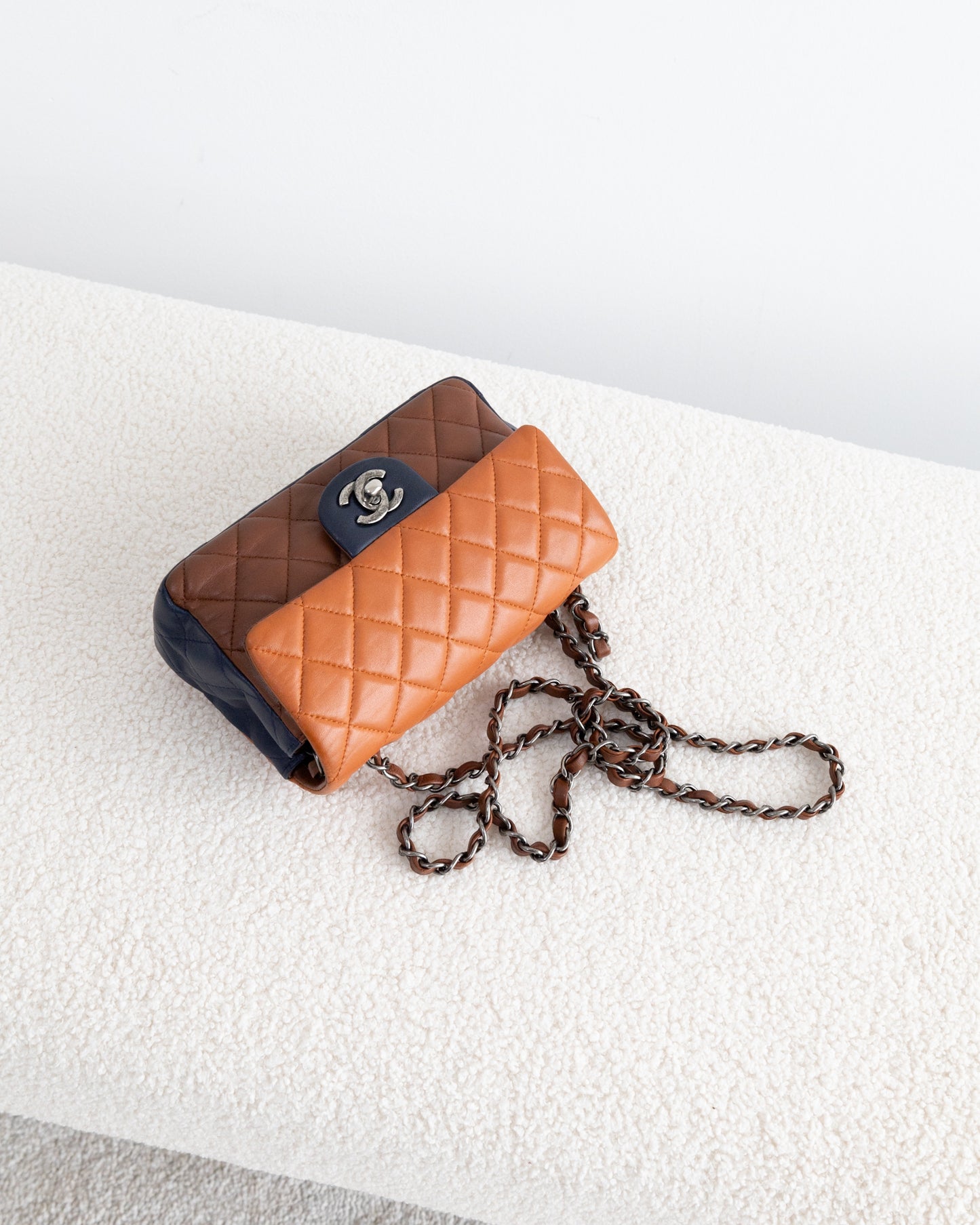 CHANEL Mini Classic