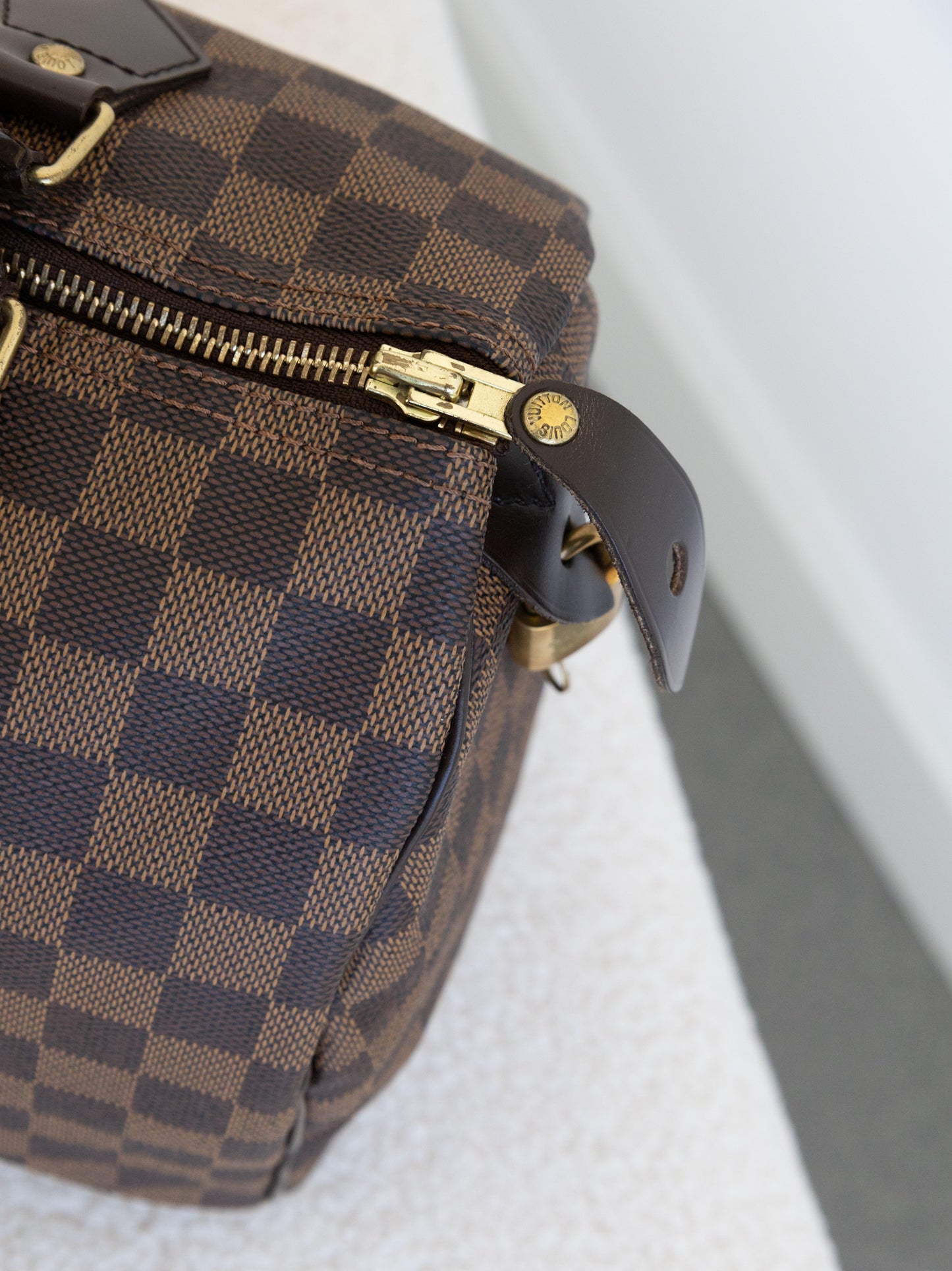 LOUIS VUITTON Speedy 30