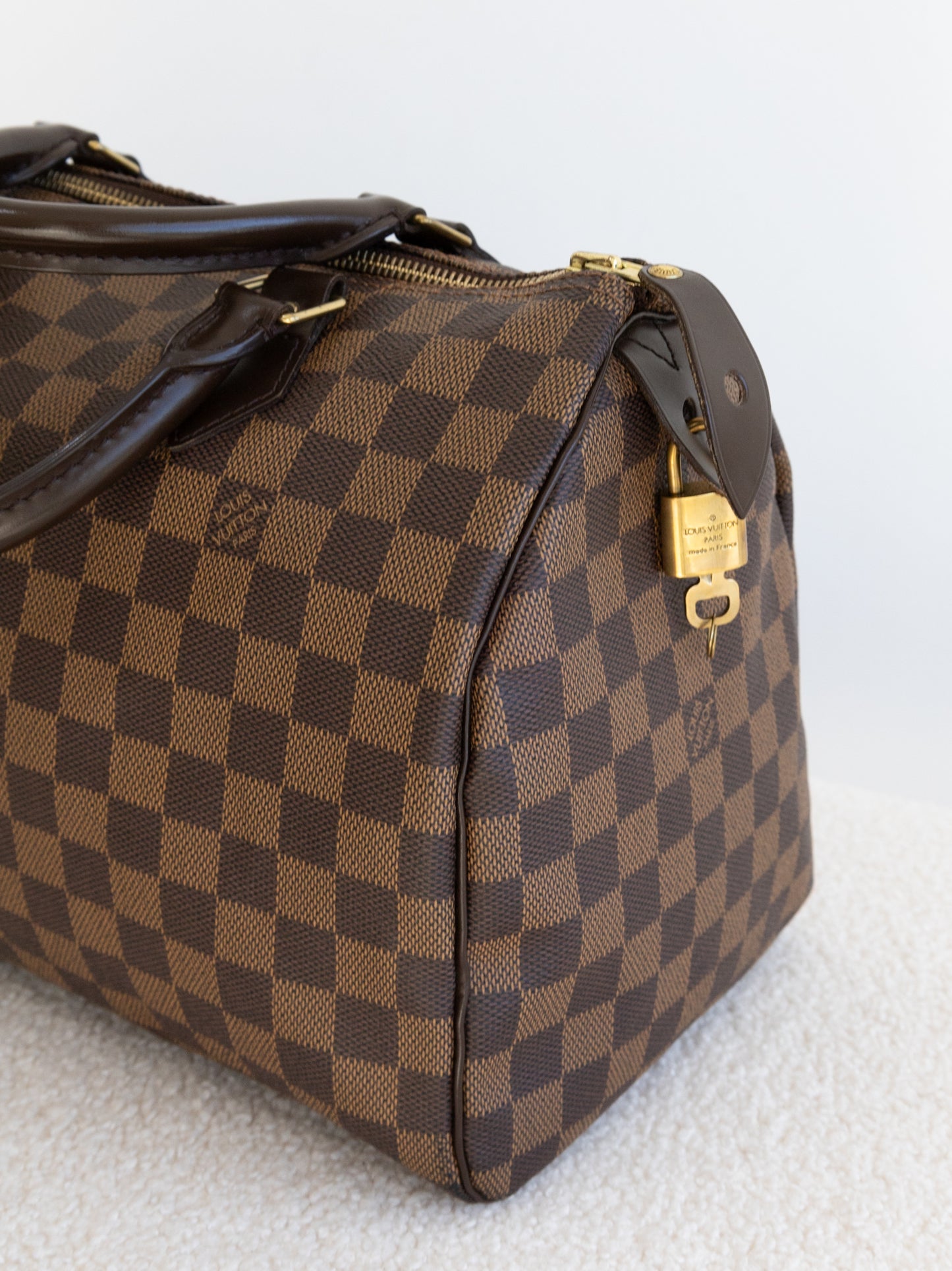 LOUIS VUITTON Speedy 30