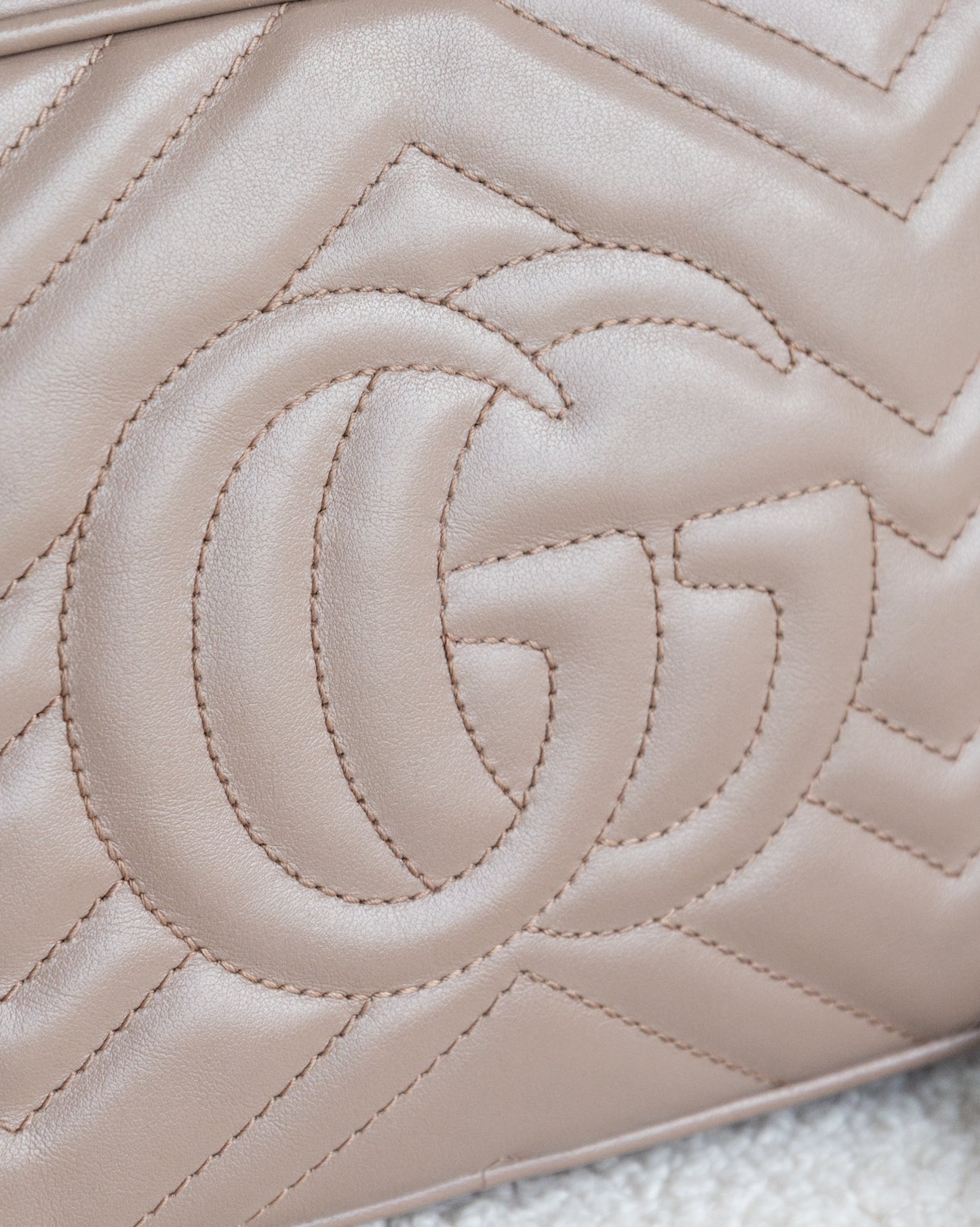 GUCCI Marmont Crossbody