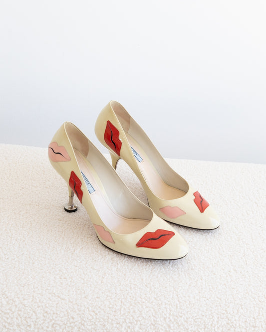 PRADA Lip Pumps 40