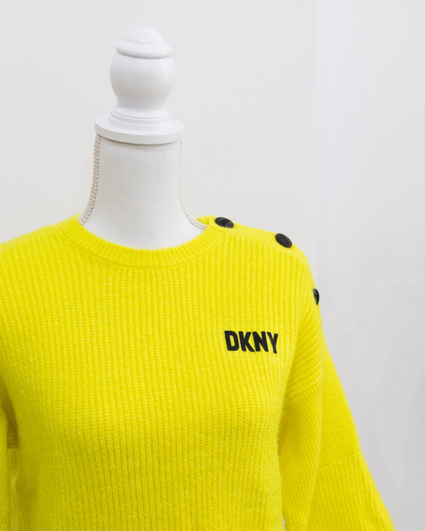 DKNY Sweater S/M