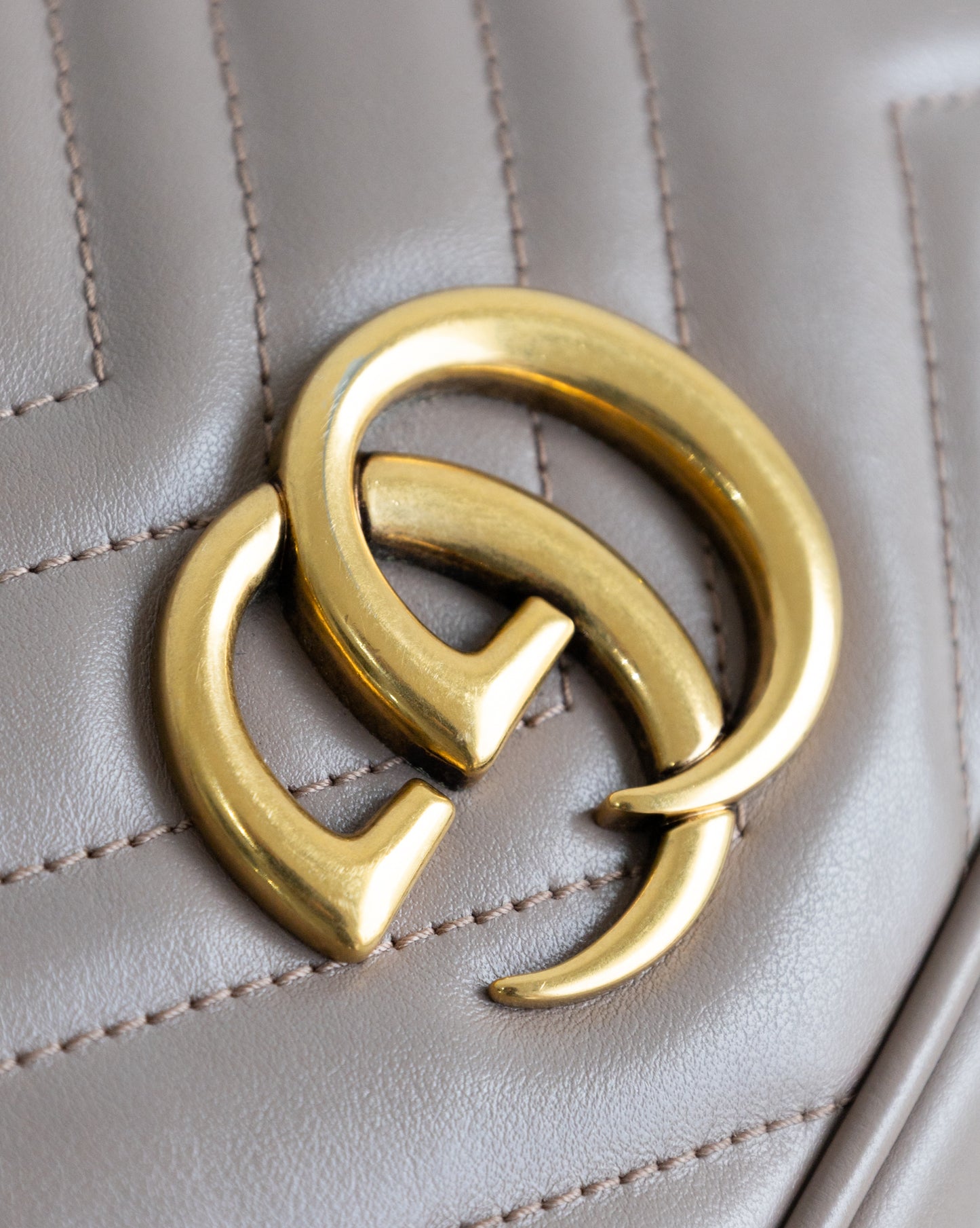 GUCCI Marmont Crossbody