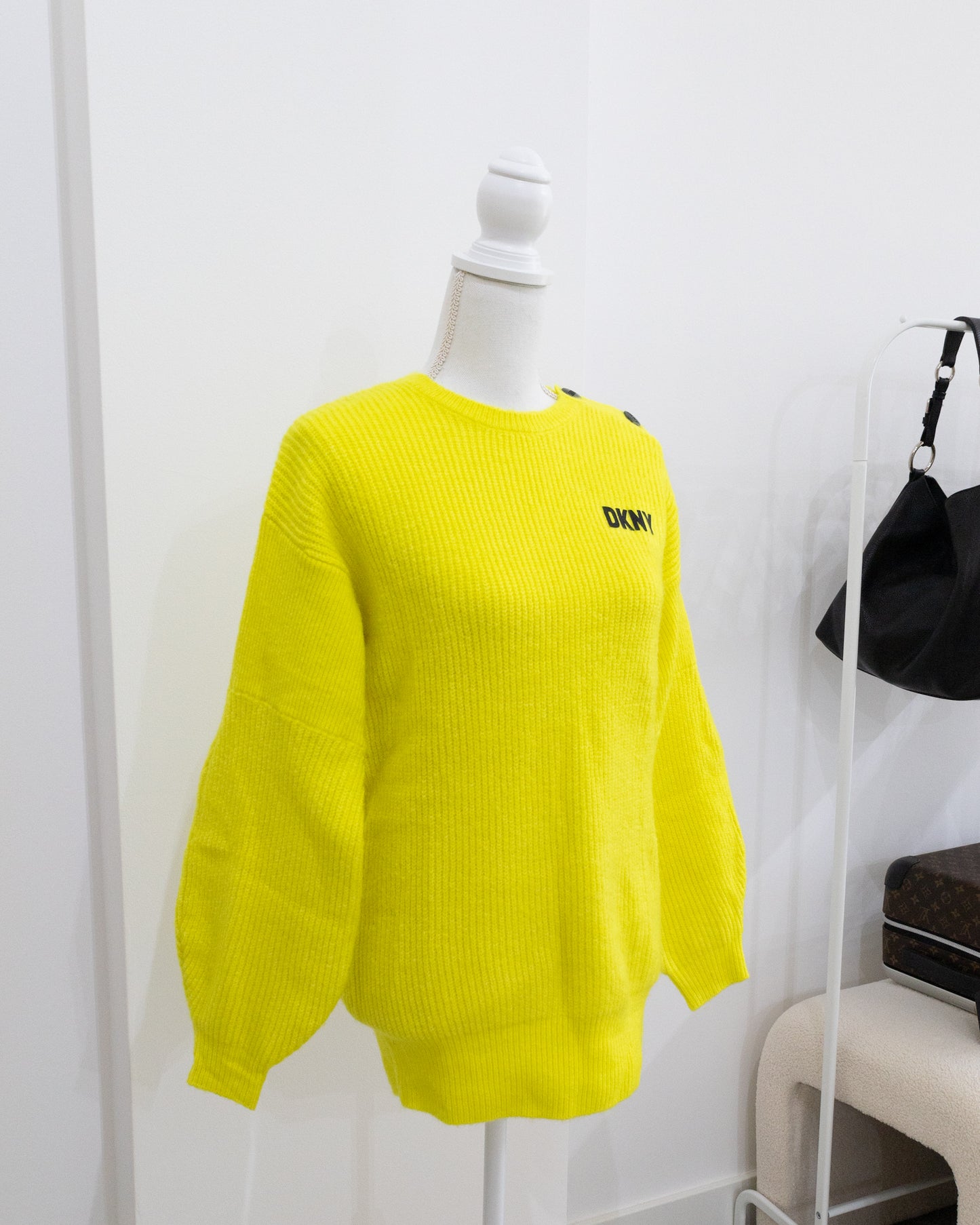 DKNY Sweater S/M