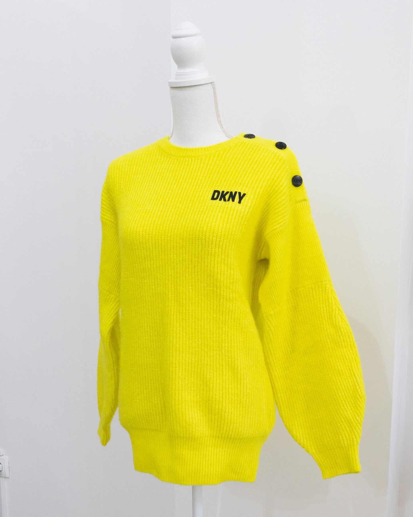 DKNY Sweater S/M