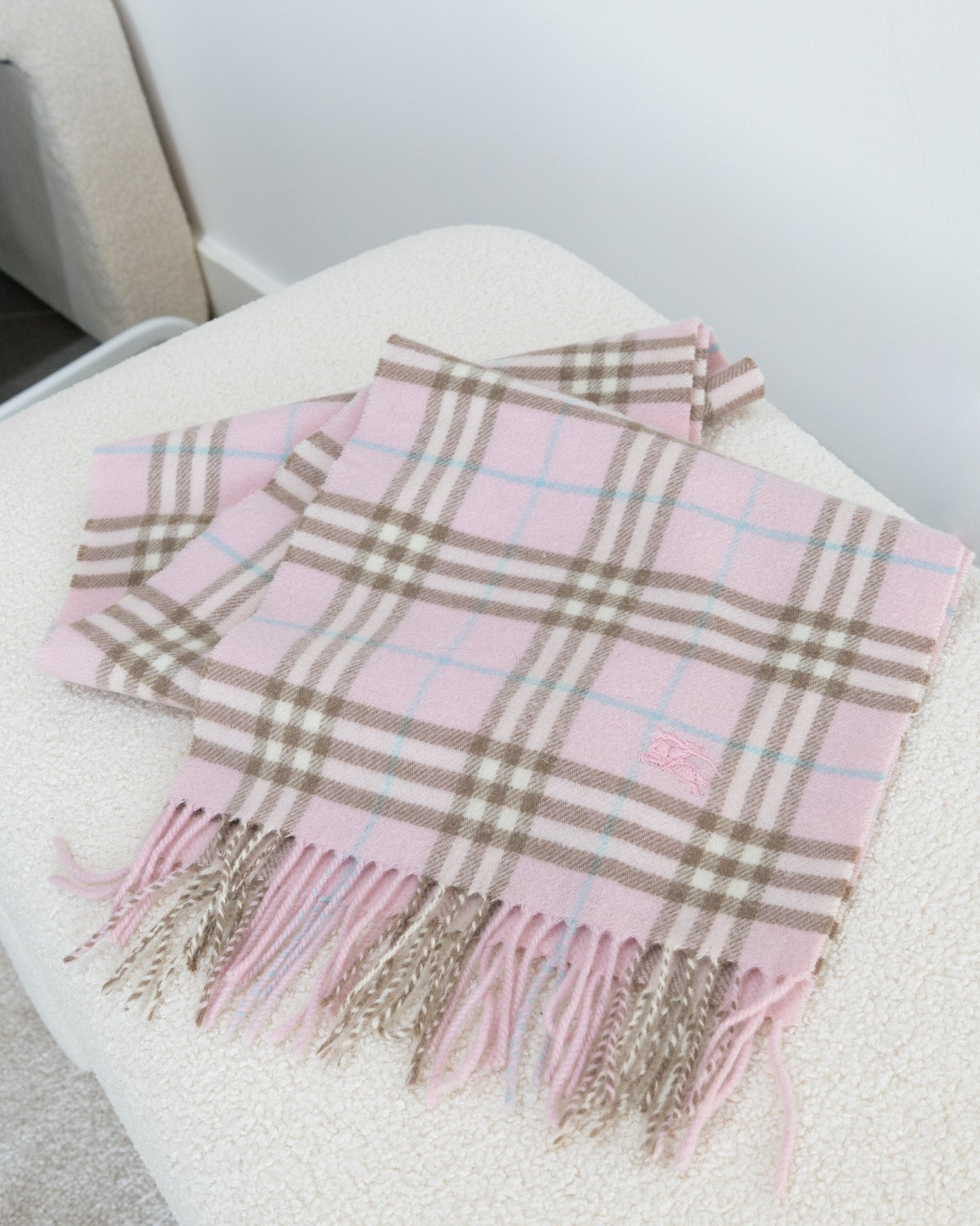 BURBERRY Scarf