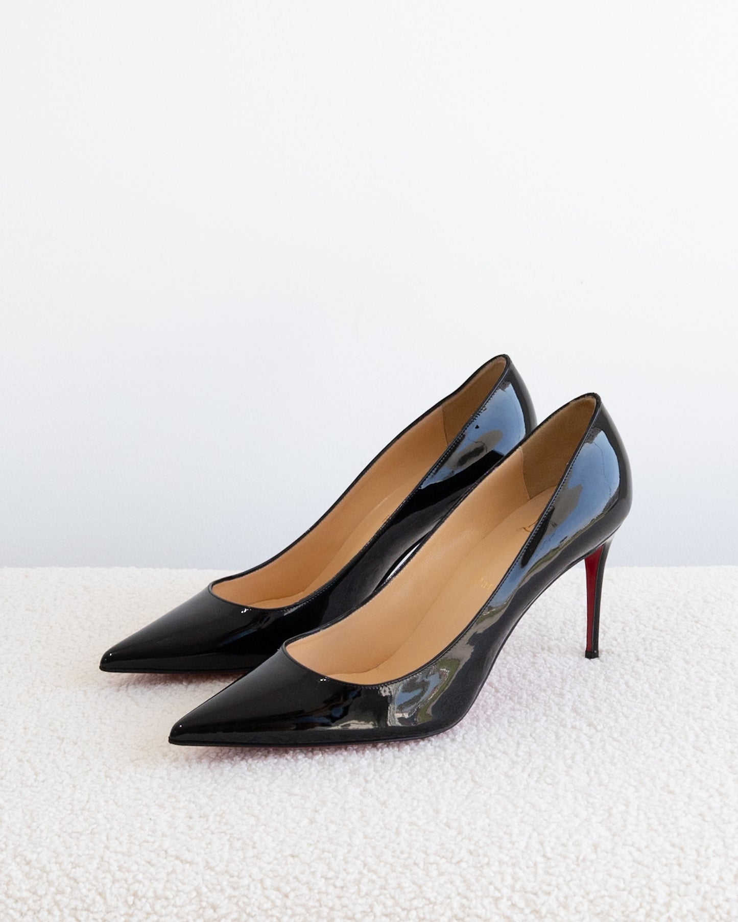 CHRISTIAN LOUBOUTIN Kate 39,5 - THE VOG CLOSET