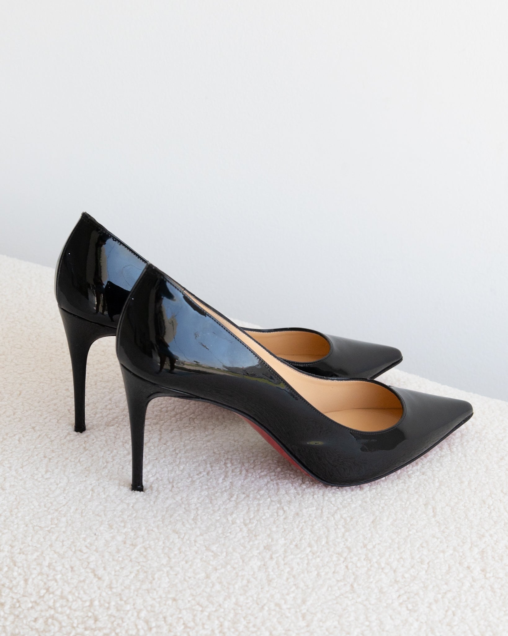 CHRISTIAN LOUBOUTIN Kate 39,5 - THE VOG CLOSET