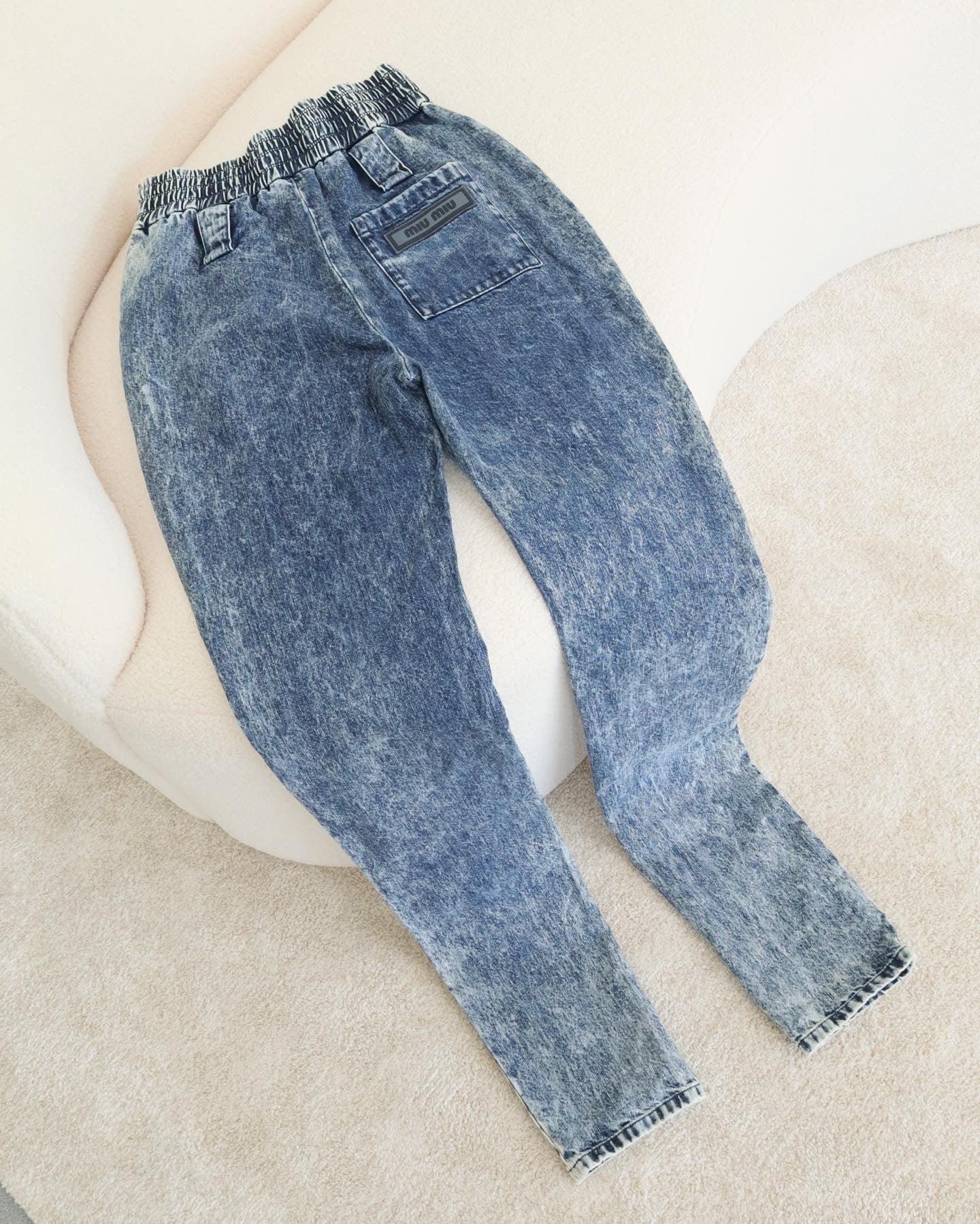 MIU MIU Jeans 36 - THE VOG CLOSET