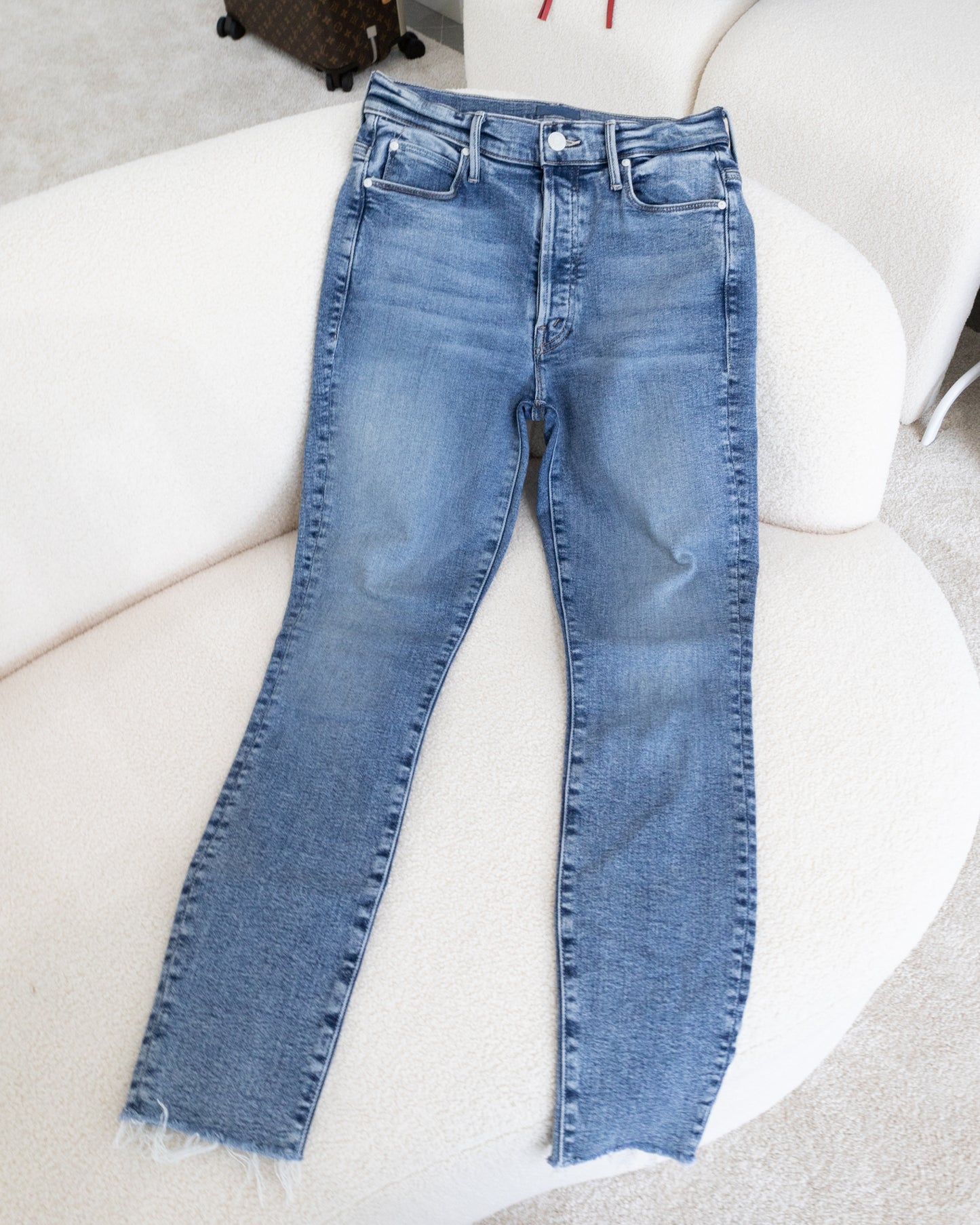 MOTHER Jeans 34 - THE VOG CLOSET