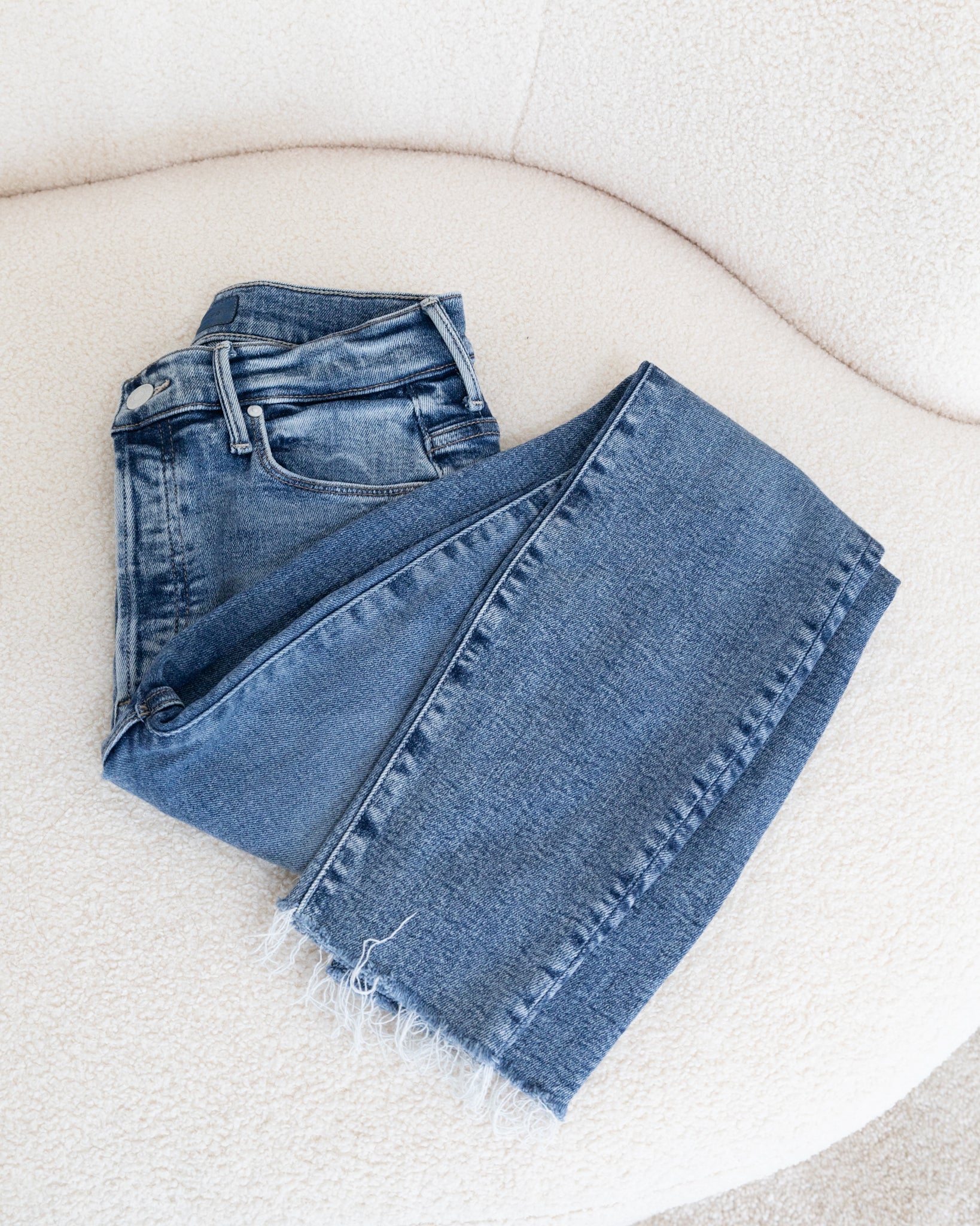 MOTHER Jeans 34 - THE VOG CLOSET